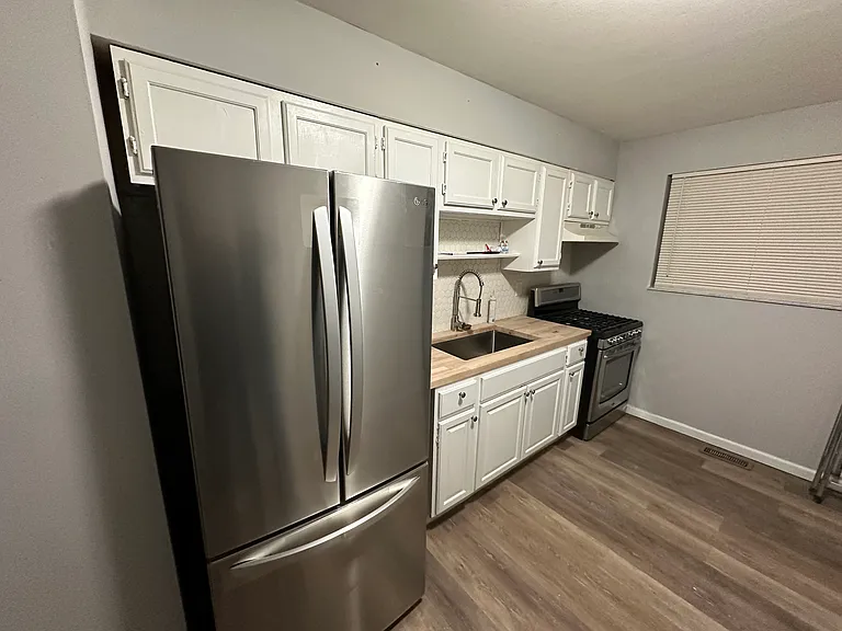 10132 Douglas Ct #10132 — Photo 3
