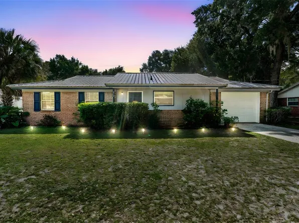 270 W Holly Dr, Orange City, FL 32763