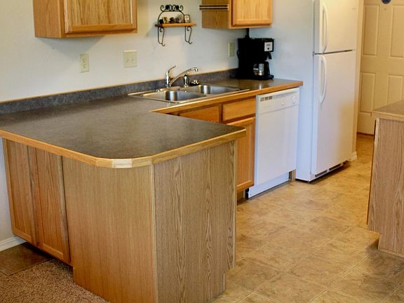4th image of 3100 Washburn Ave #23