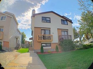 314 Travis Ave, Staten Island, NY 10314