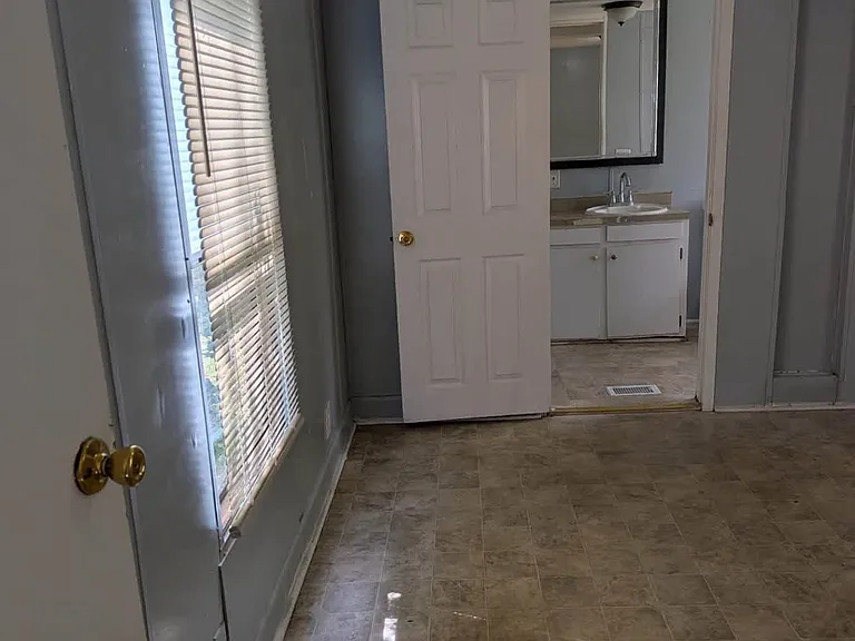 3205 Sylvester Rd #42 — Photo 6