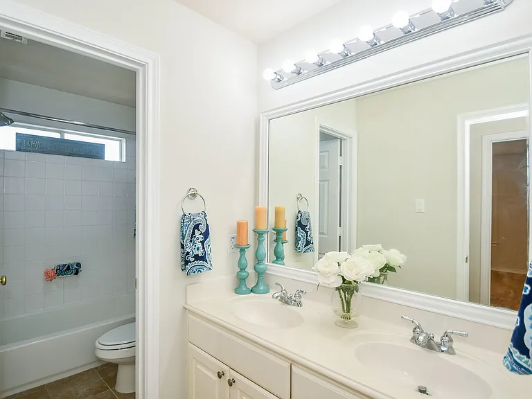 20735 Park Pine Dr — Photo 37