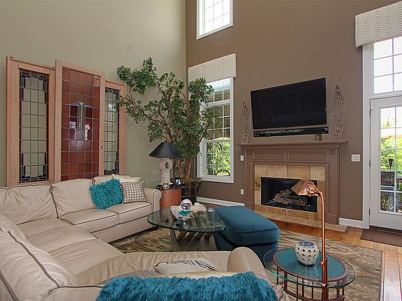 Massive great room with FP