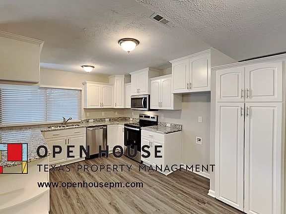 4th image of 808 Grand Teton Dr