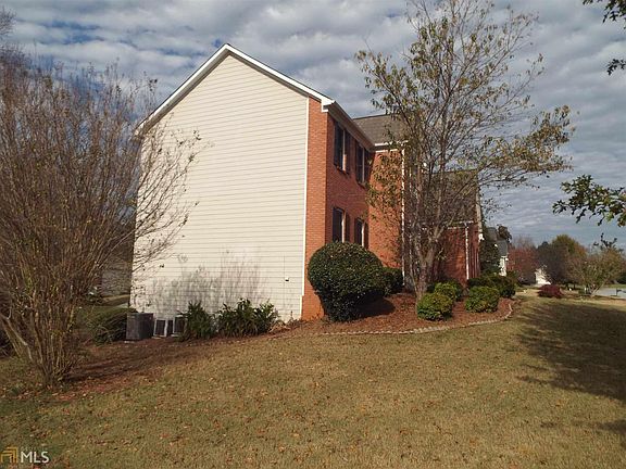3rd image of 1231 Thorncliff Way #2