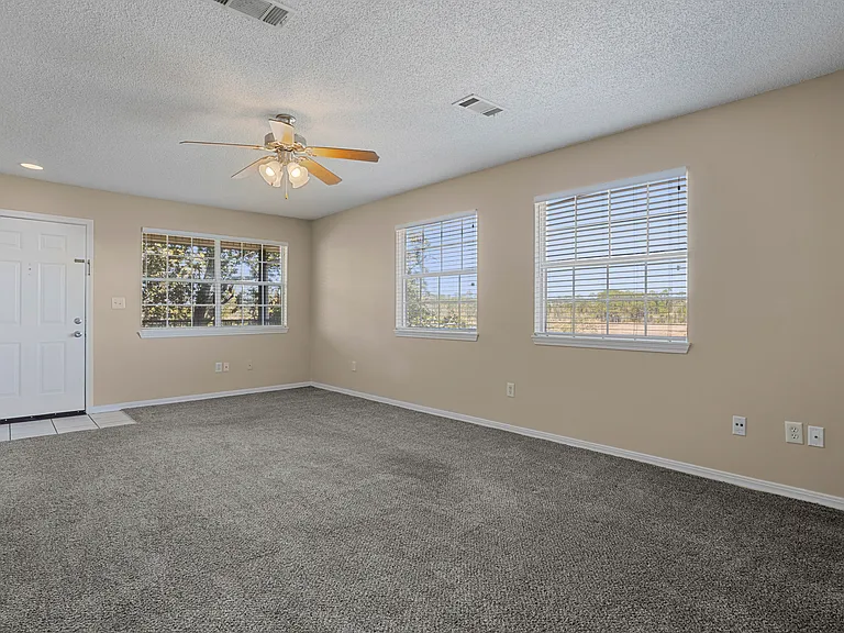 3230 Cumberland Rd #208 — Photo 2