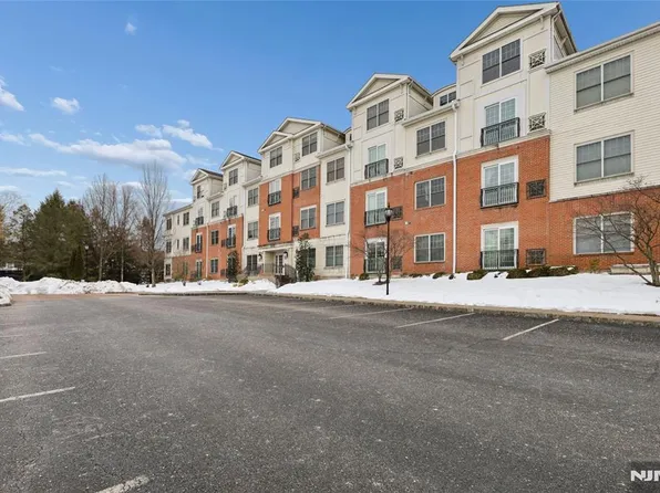 1314 The Plz, Tenafly, NJ 07670