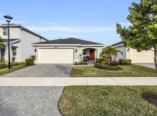 6413 NW Leafmore Ln, Port Saint Lucie, FL 34987