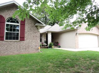 4037 W Madison Pl, Springfield, MO 65802