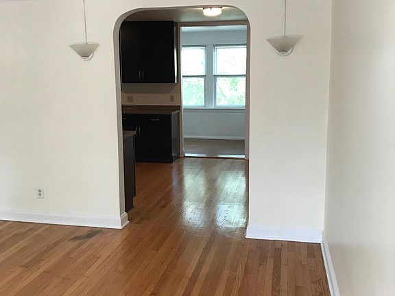 4th image of 7235 Dartmouth Ave APT 2E