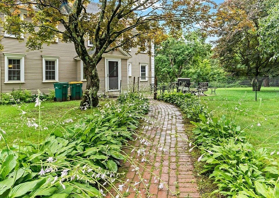 28 Homestead Ave, Rehoboth, MA 02769 Zillow