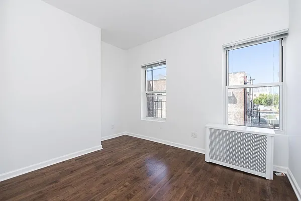 Rented by Bold New York | media 6