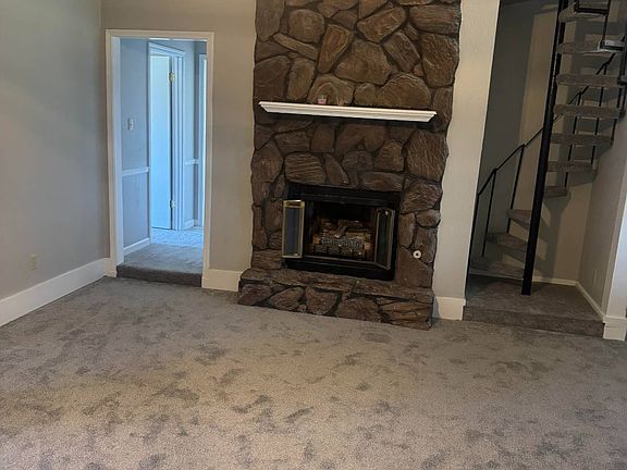 5th image of 511 W Jeff Davis Ave