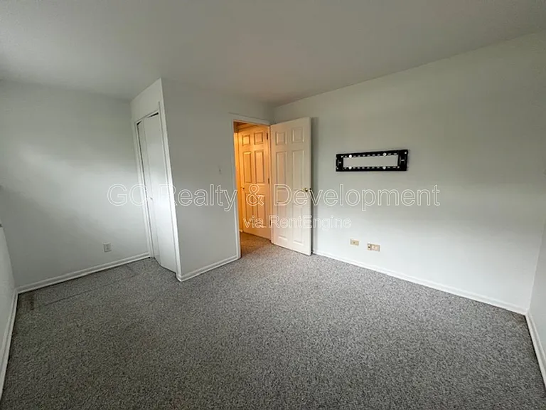1540 Edgefield Ln — Photo 27