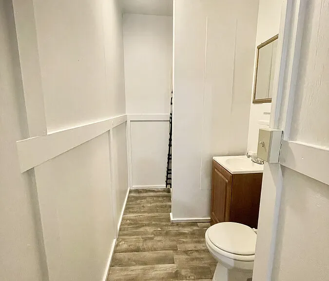 7 Reynolds Ave — Photo 6