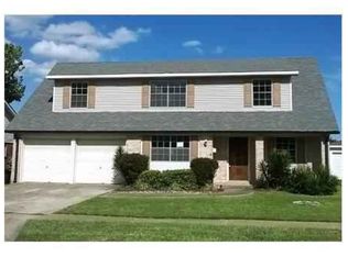 517 Lynnmeade Dr, Gretna, LA 70056