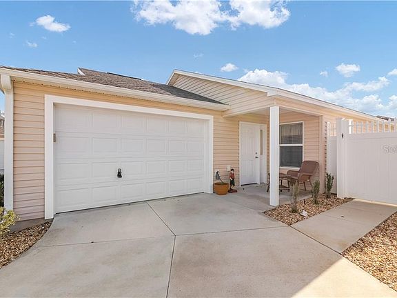 4th image of 3394 Garnet Ave
