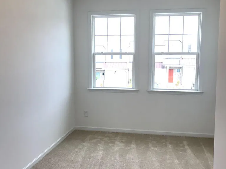 1007 Beyer Pl — Photo 34