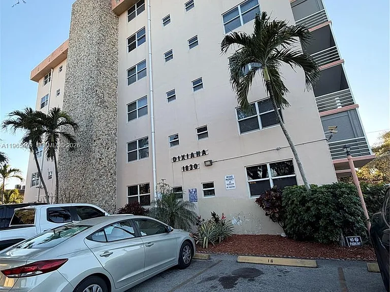 1830 Dixieanna St #406 — Photo 44