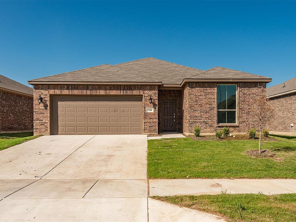 1st image of 316 Emerald Creek Dr