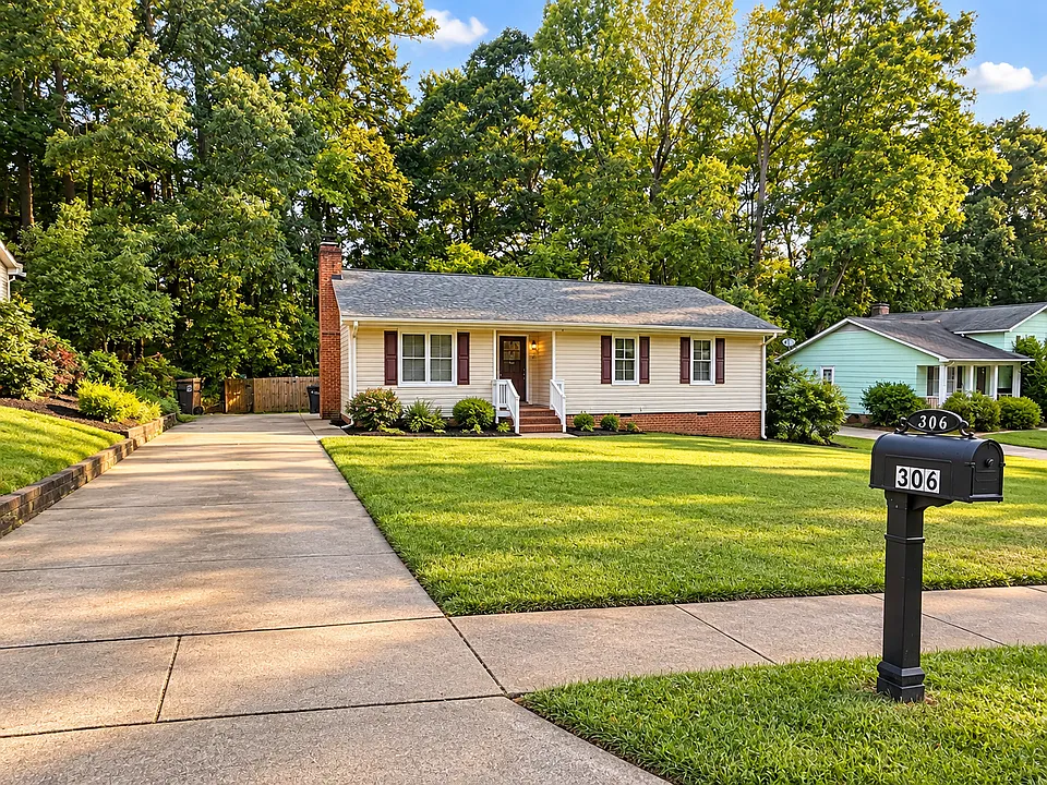 306 Holtz Ln