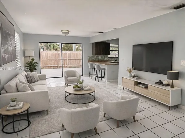 10900 NW 7th St #101, Miami, FL 33172