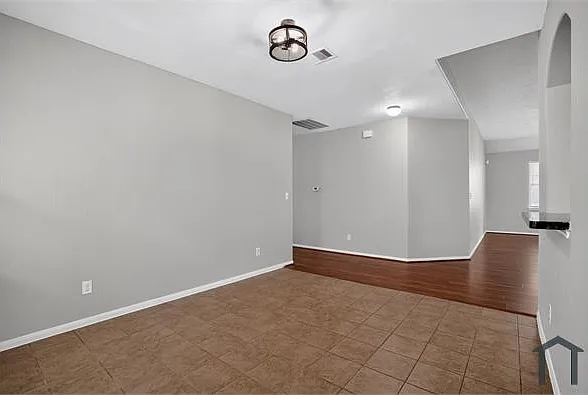 15011 Sun Glaze Dr — Photo 24
