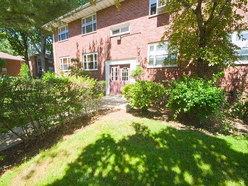 1st image of 863 Palisade Ave APT 2D
