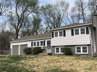 10125 Maple Dr, Overland Park, KS 66207