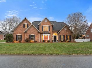 117 Oak Leaf Ln, Lewisville, NC 27023