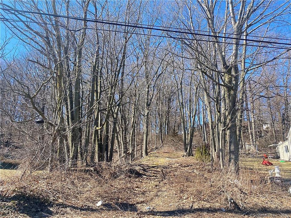 1st image of 5 Hillside Avenue