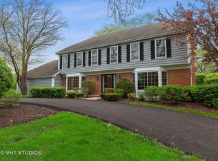 80 Watergate Dr, South Barrington, IL 60010