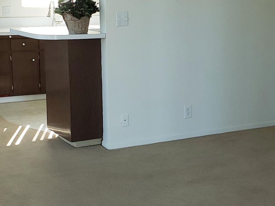2nd image of 39905 Bird Ln #10
