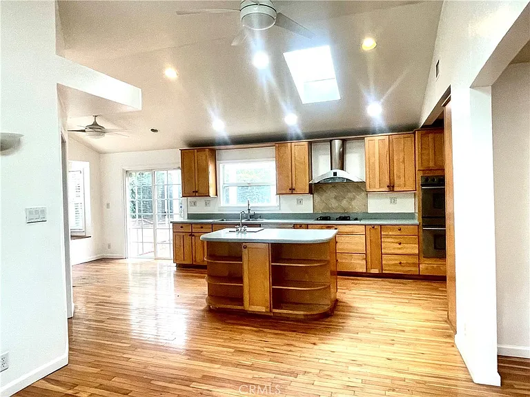 5702 Cynthia Ln — Photo 7