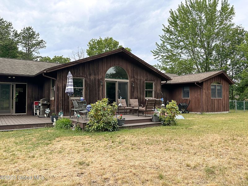 2nd image of 4 Lupine Lane