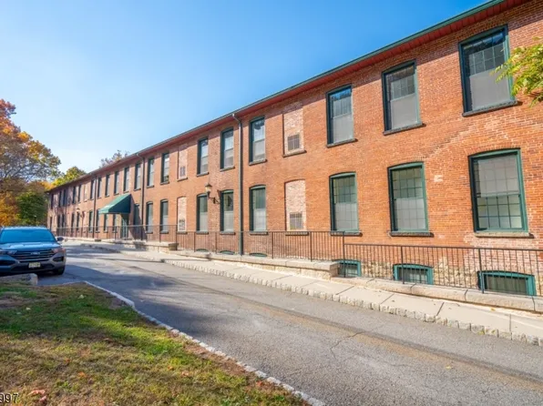 93A Park Heights Ave #2, Dover, NJ 07801