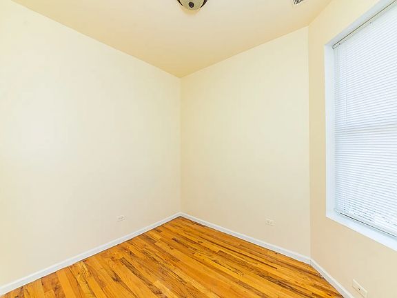 5th image of 2908 S Wentworth Ave #3
