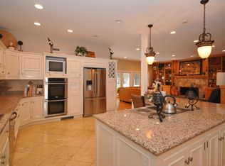 32 River Run, East Greenwich, RI 02818