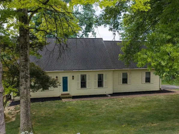 36 Whipporwill Dr, Lancaster, PA 17603