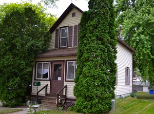 423 S Rural St, Hartford, WI 53027