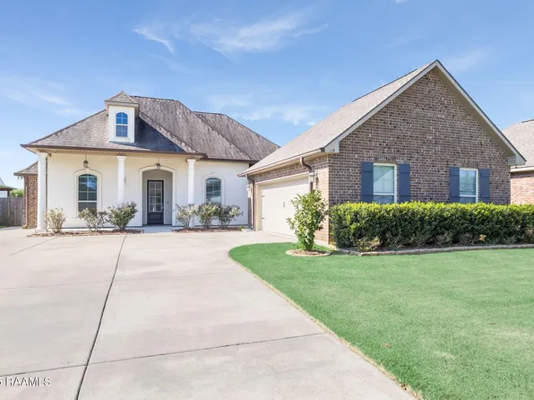 113 Paige Place Ave, Broussard, LA 70518