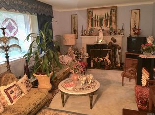 46 Carver Ter, Yonkers, NY 10710