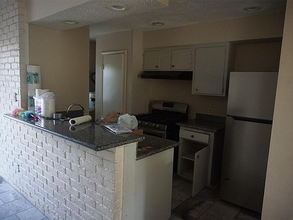 4th image of 9424 Neuens Rd #9424