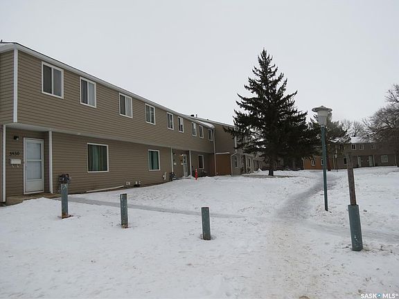 2nd image of 3926 Castle ROAD
