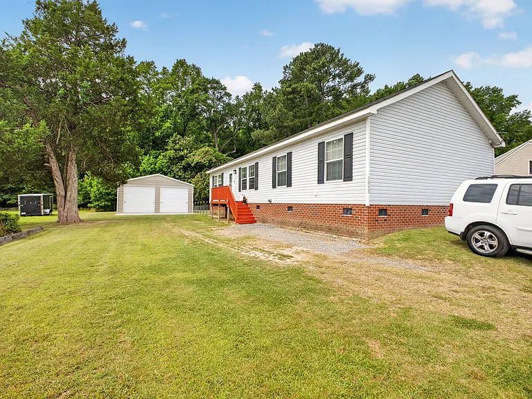 1053 Pitchkettle Rd — Photo 17