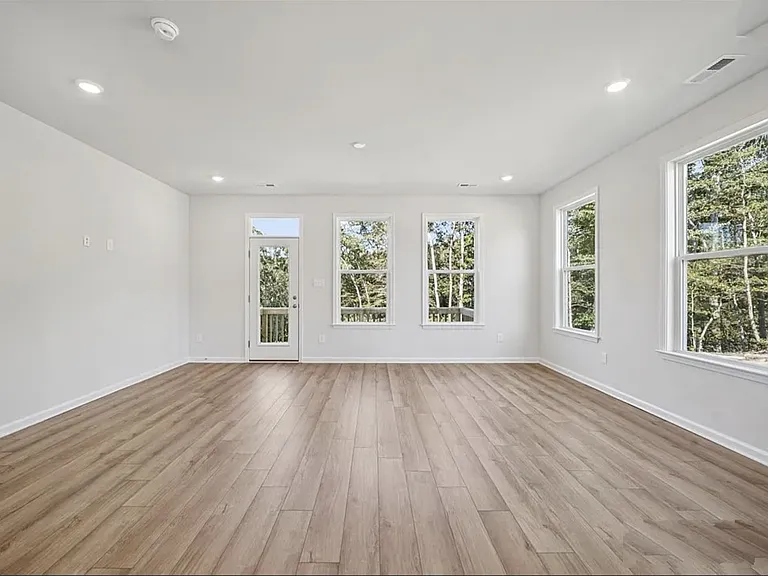340 Mount McCauley Way — Photo 12