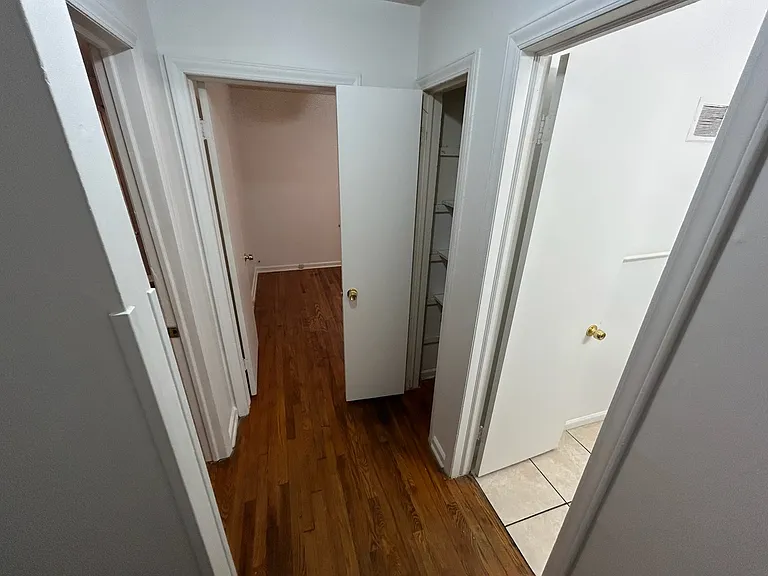 5839 Bellefontaine Ave — Photo 9
