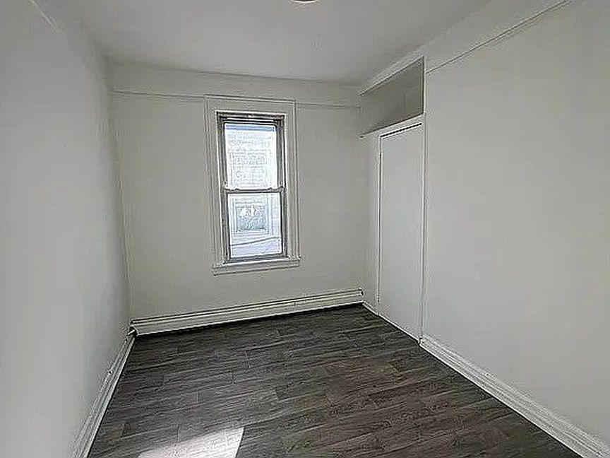 2848 Brighton 4 St - Property Image