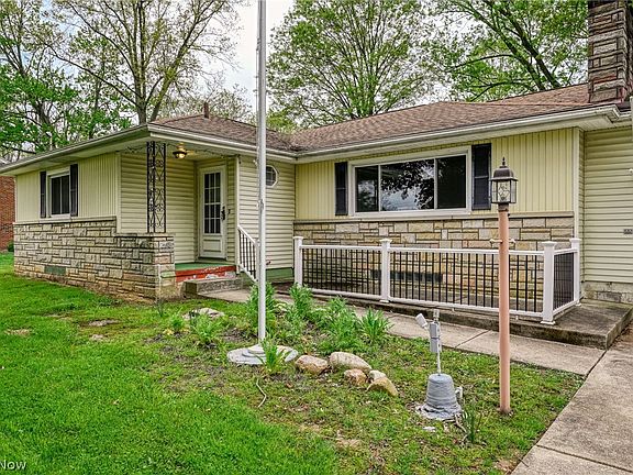 3rd image of 5638 Bonnie Lou Dr