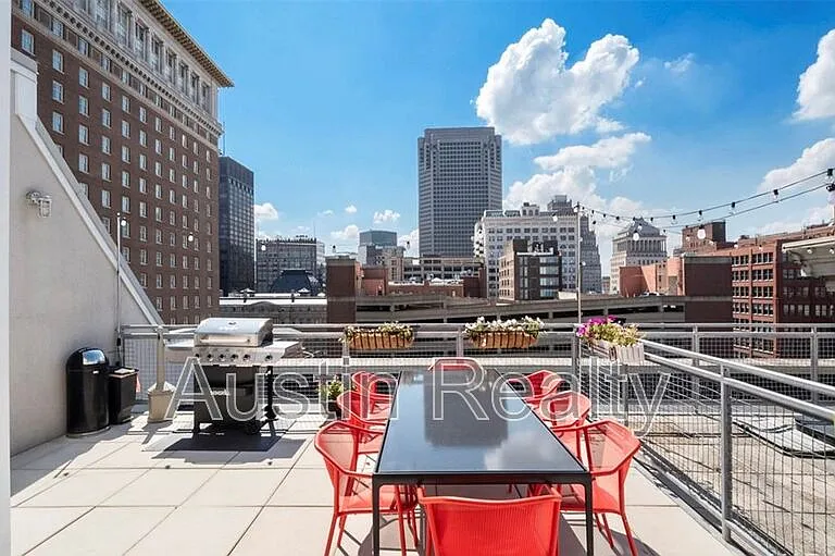 901 Washington Ave #301 — Photo 11